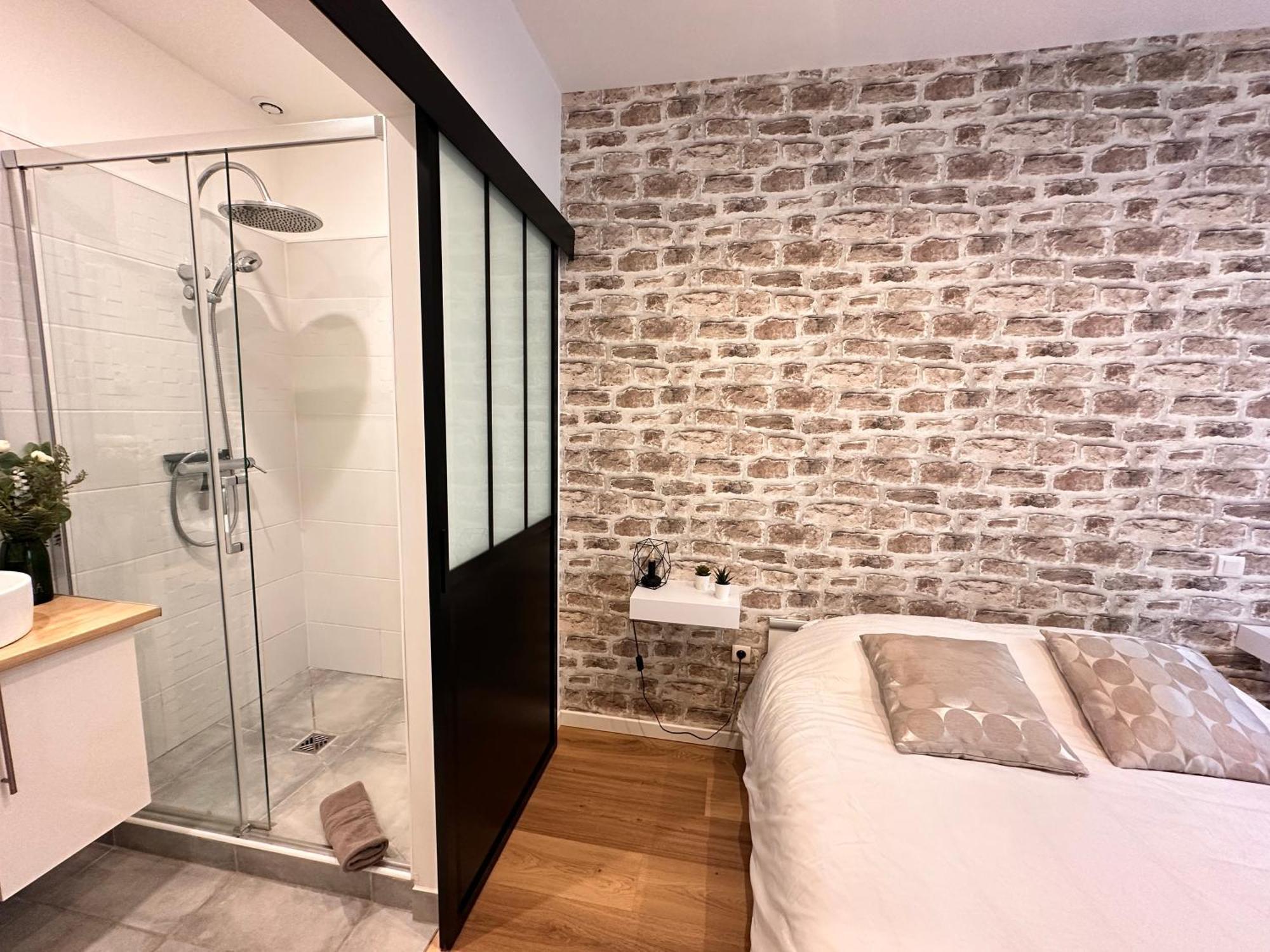 Le Remois - Charmant T2 - Renove - Parking - Cour Privative - Wifi Reims Exterior photo